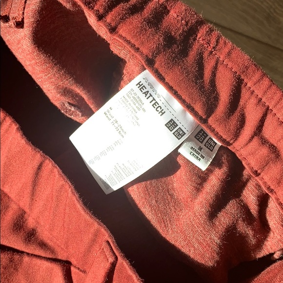 Burgundy sateen skinny stretch pant - Uniqlo - Picture 3 of 3